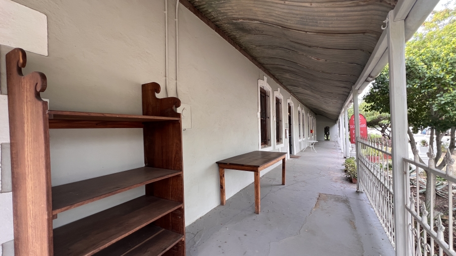 4 Bedroom Property for Sale in Redelinghuys Western Cape